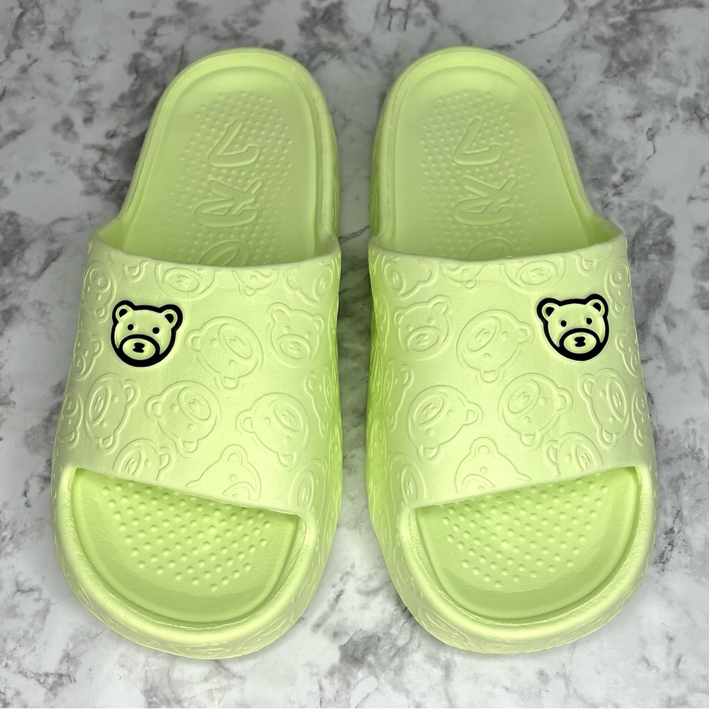 Teddy Bear Cartoon Cloud Pillow Foam Light Slip On House Slide Sandal Shoes NWOT - Picture 2 of 8